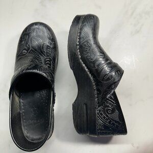 Dansko Professional Black Leather Western Clog, Closed Back, Women's US 7.5-8
